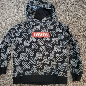 Boys size 6 Levi's hoodie